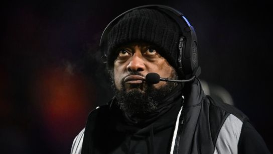 Tomlin walks off after question on his future, but did that matter? taken in Orchard Park, N.Y. (Steelers)