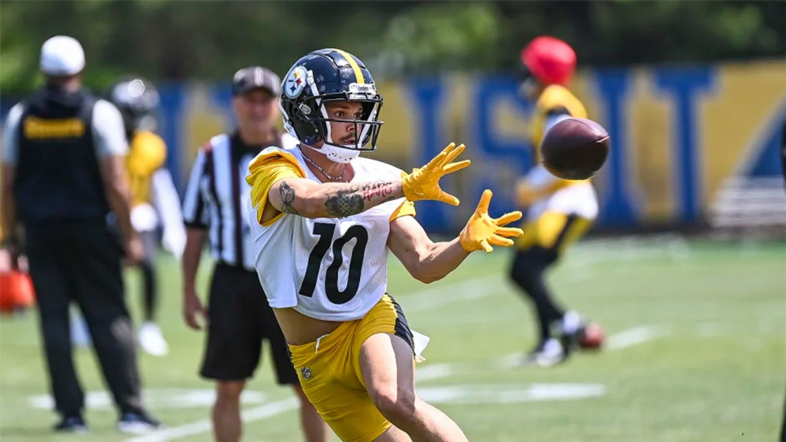 Three key position battles that'll play out at Steelers training camp